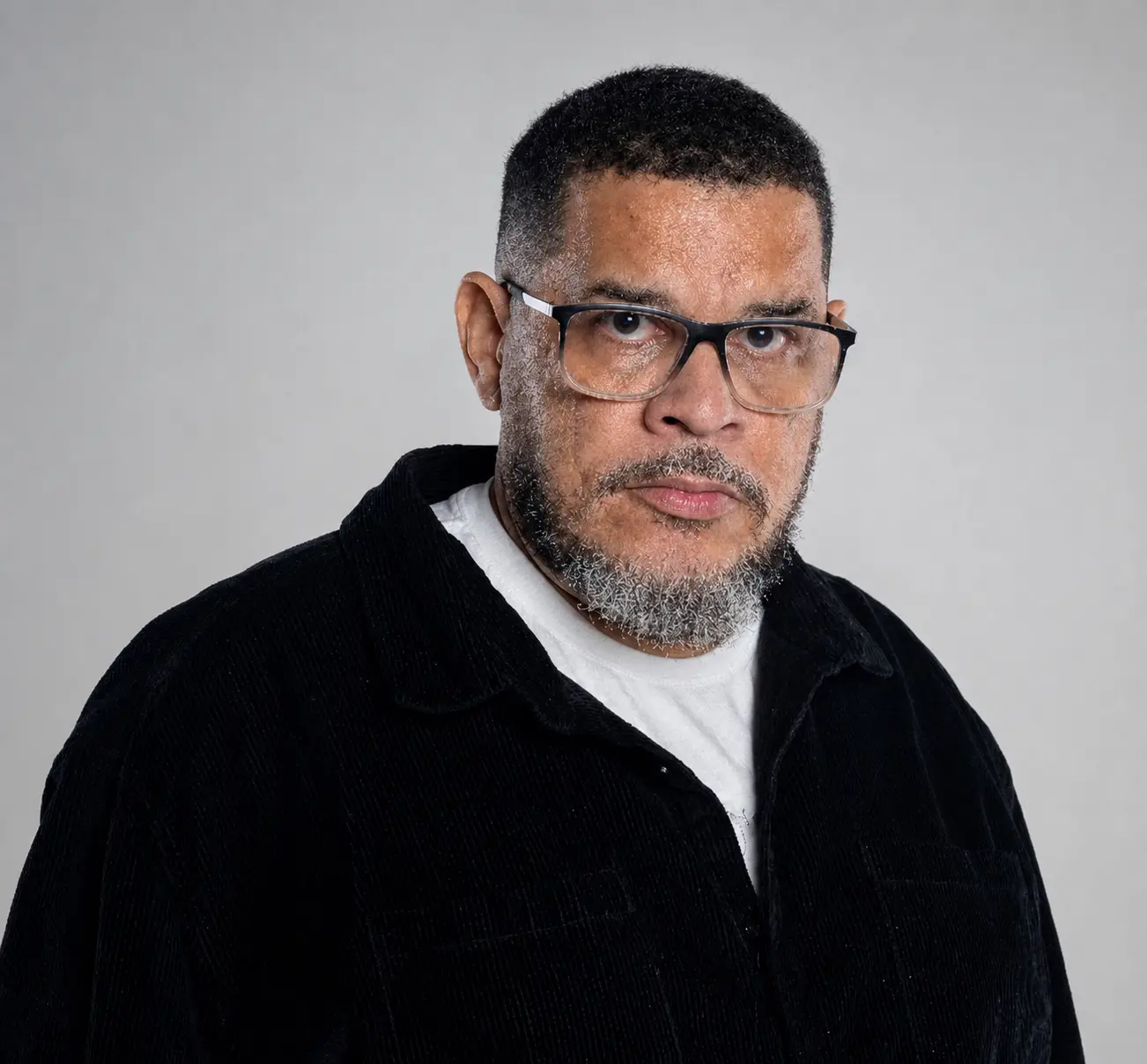 Retrato de Saulo Lino, fundador da CRIVO Análise Social